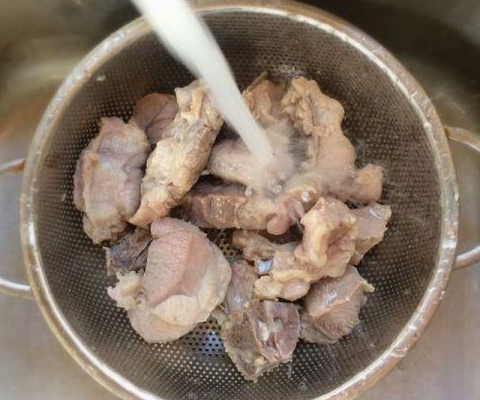 咸骨粥