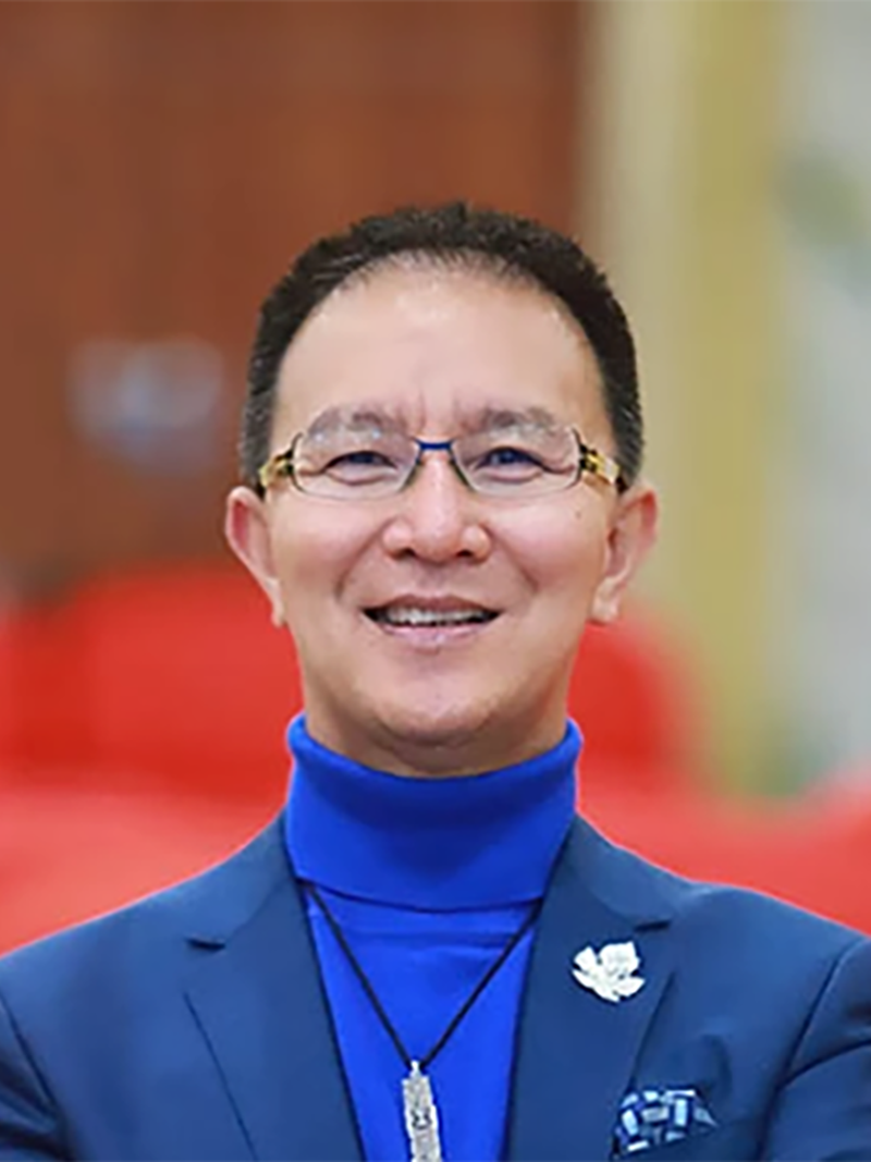李峻