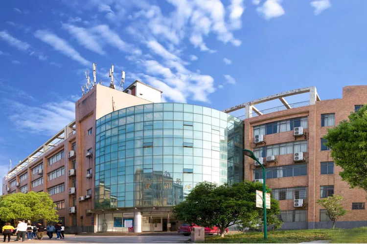 湖南商务职业技术学院.jpeg