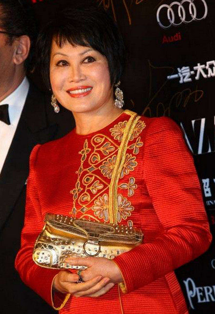 靳羽西
