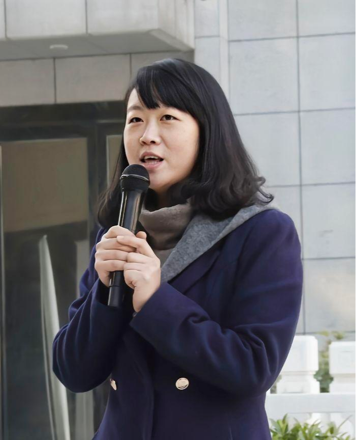 王珊