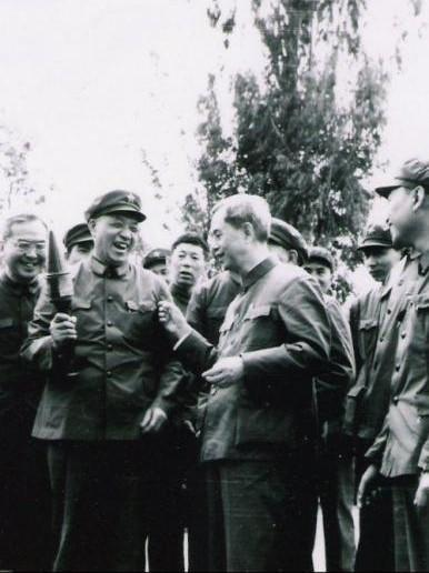 王建安