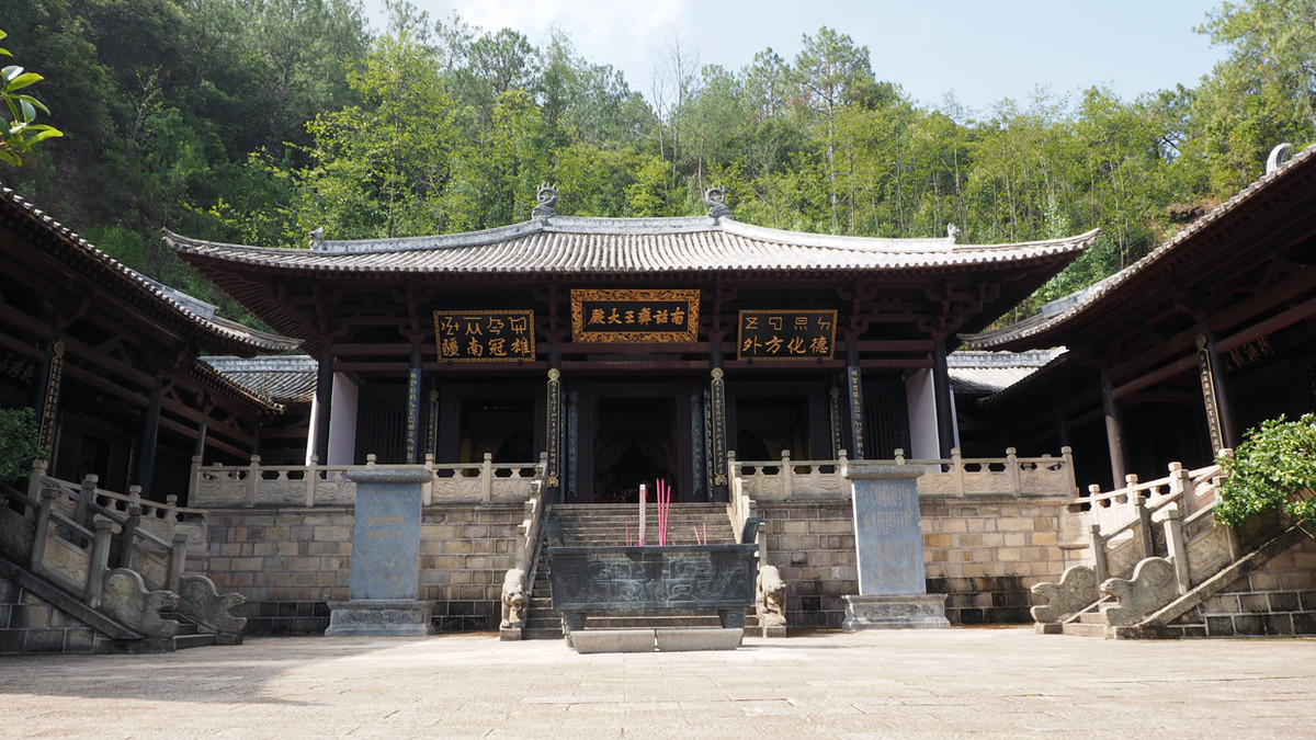 巍宝山道观