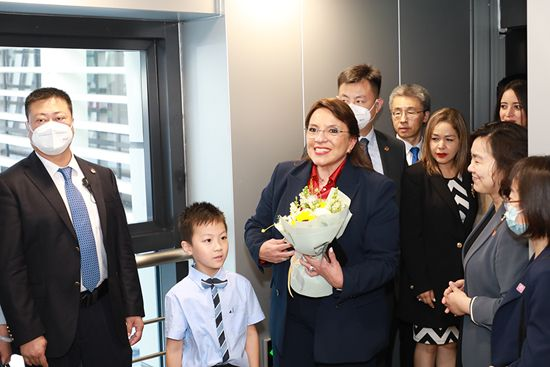 希奥玛拉·卡斯特罗