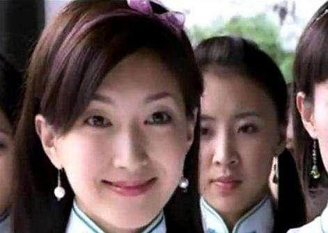江疏影飞花如蝶.png