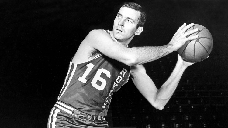 jerry-lucas-in-a-pass-attempt-1676445315.jpeg