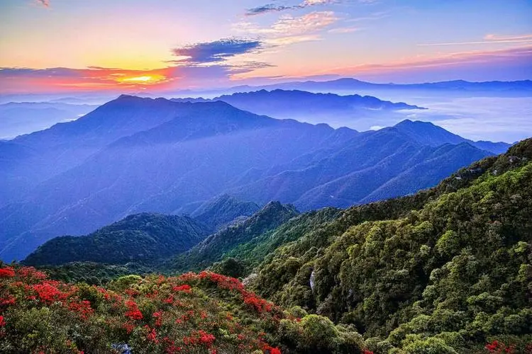 资兴市回龙山旅游景区.png