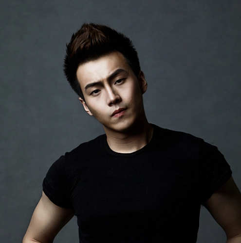 共产党人刘少奇