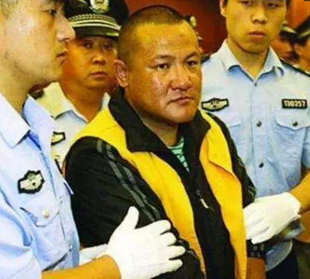 刘华强