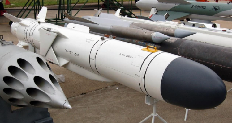 鹰击-18反舰导弹