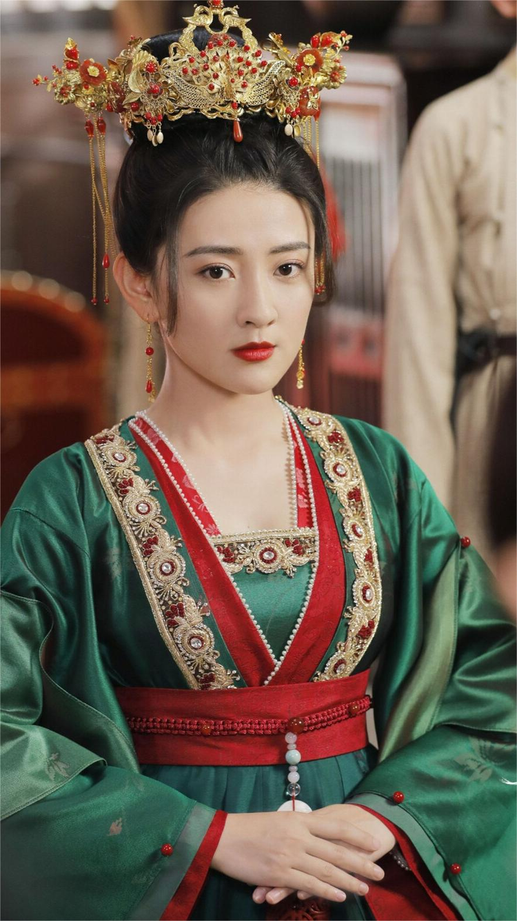 梁洁