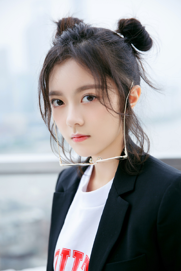 赵今麦.png