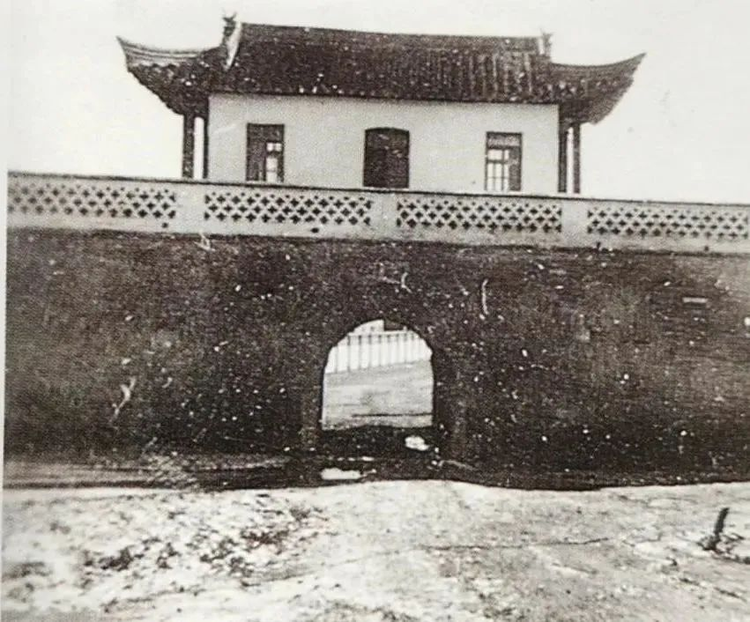 明末期建的宿迁县城西城门楼.jpeg
