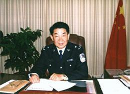 丹东市副市级干部王维东