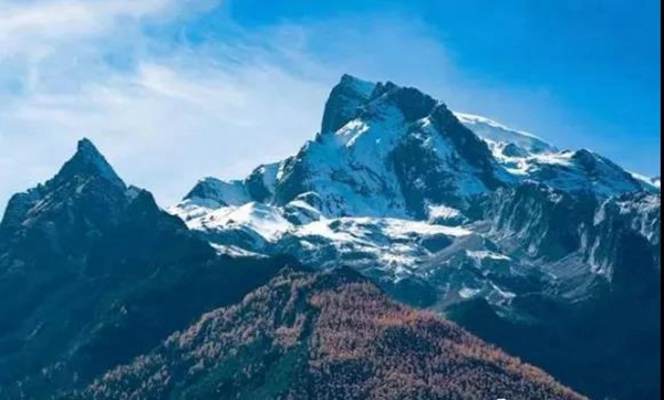 哈巴雪山