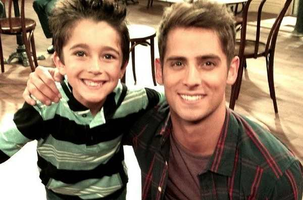 莱雅·卡里恩斯