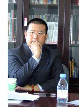 闫红伟