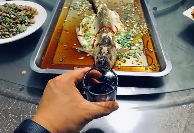 封丘县鱼头酒.png