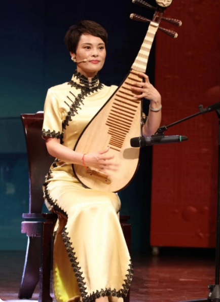 张明