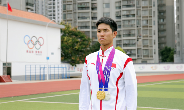 李文雷