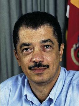 詹姆斯·米歇尔