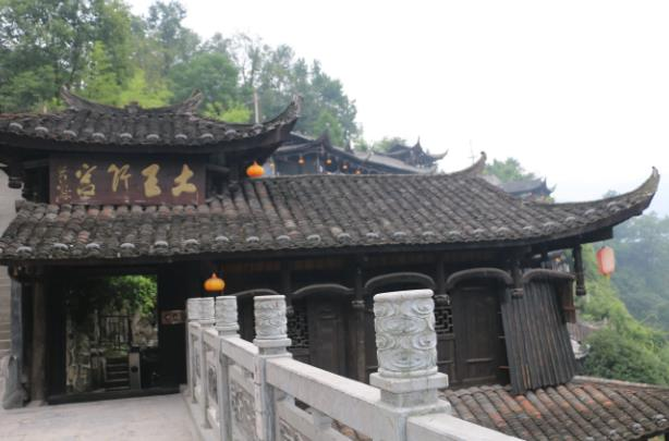 恩施土家族苗族自治州