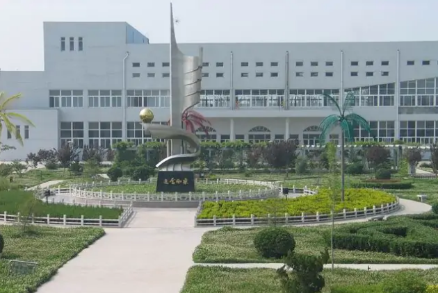 河北省清河中学