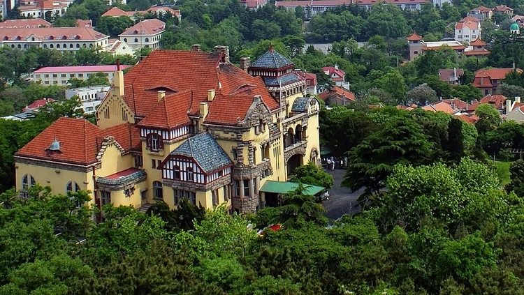 青岛德国总督楼旧址博物馆