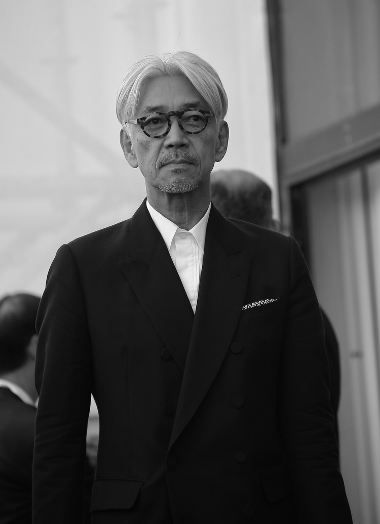 坂本龙一