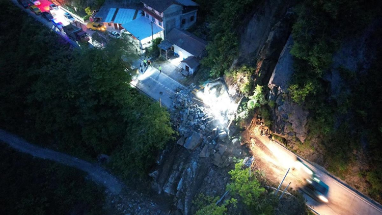 长阳土家族自治县