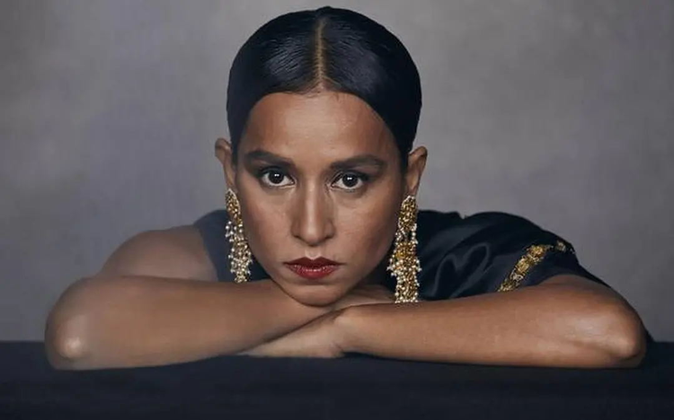 雷金纳德·巴恩斯