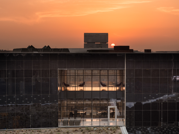 西北大学
