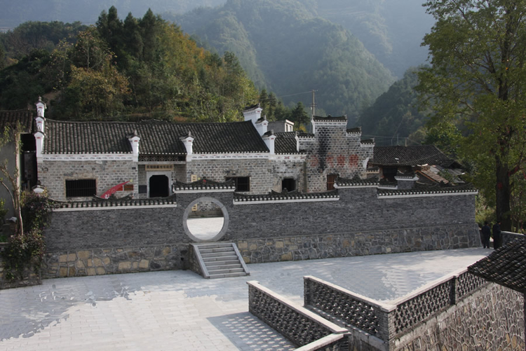 长阳土家族自治县