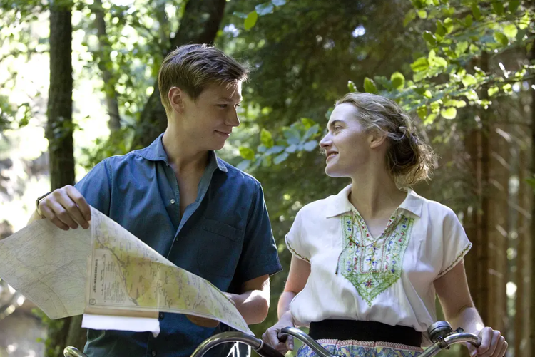 凯特·温斯莱特