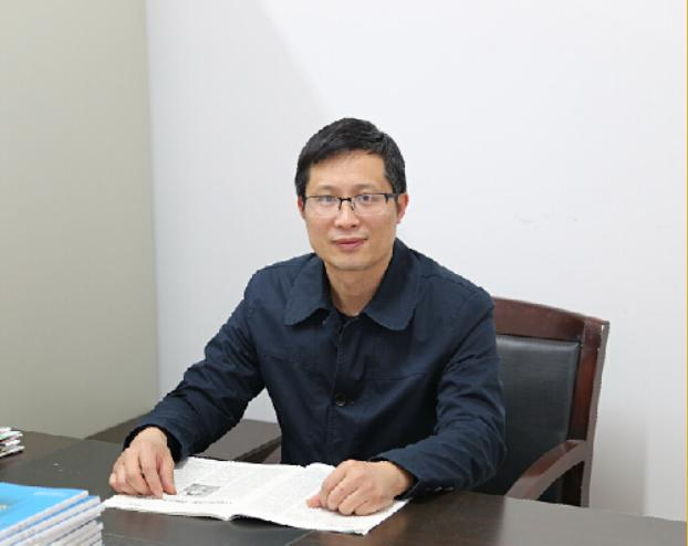 王健