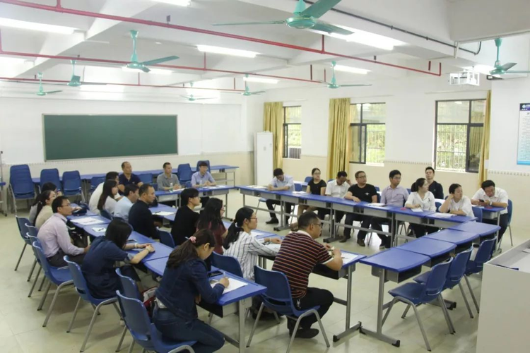 继续教育学院活动图册