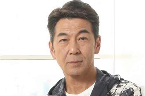 缺宅男女