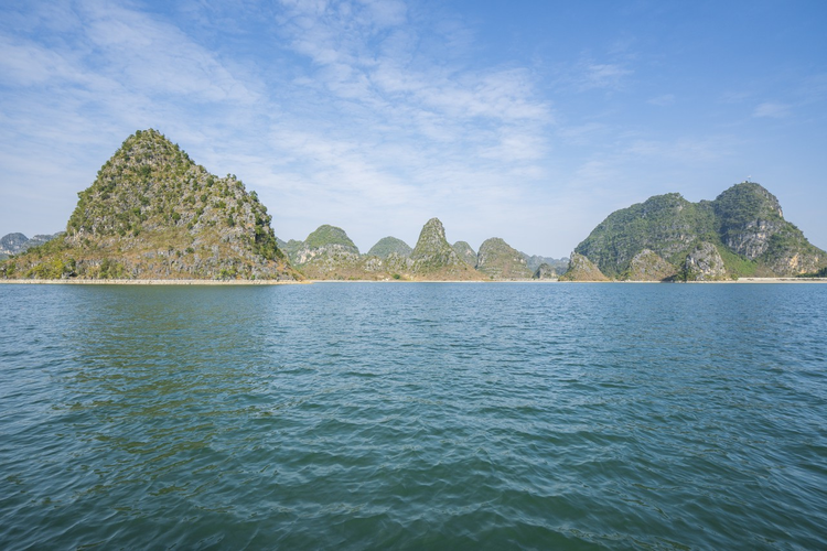 百色市靖西渠洋湖风光