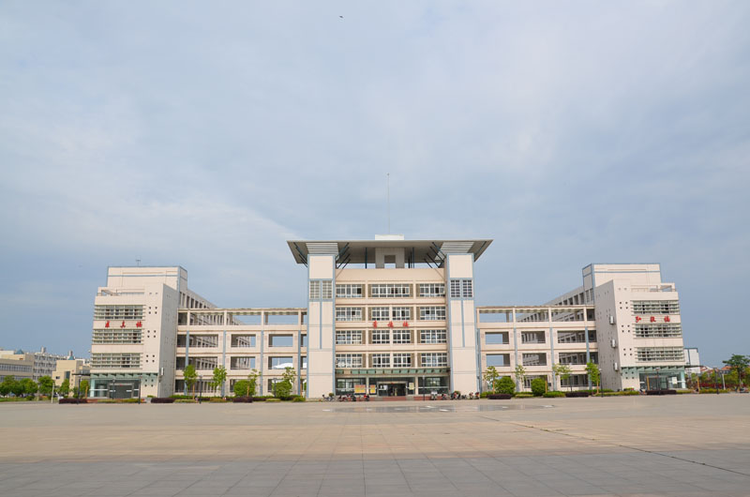 湖北省黄冈中学