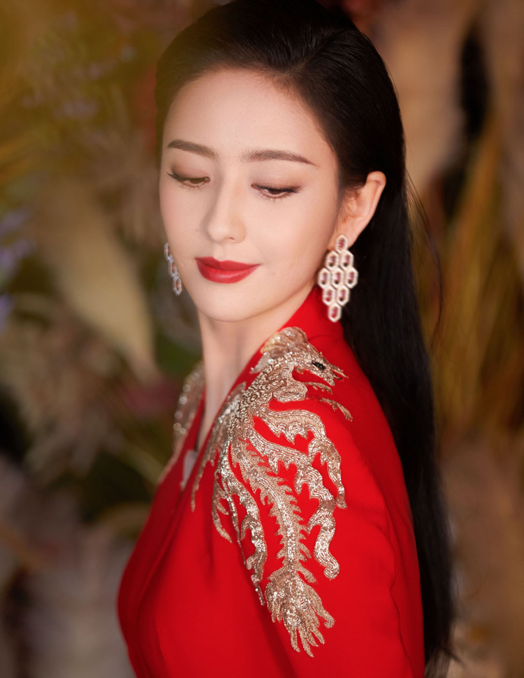 佟丽娅