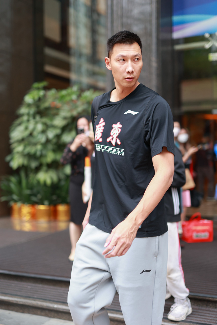 易建联