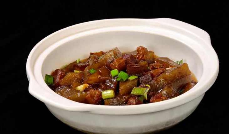 山薯粉圆子烧肉.png
