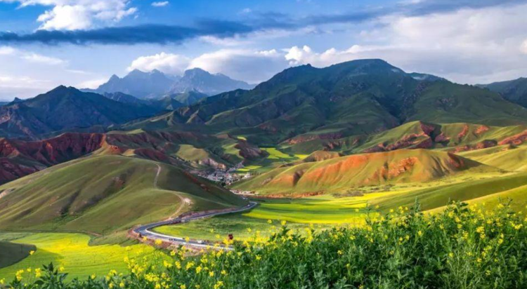 阿尔金山脉