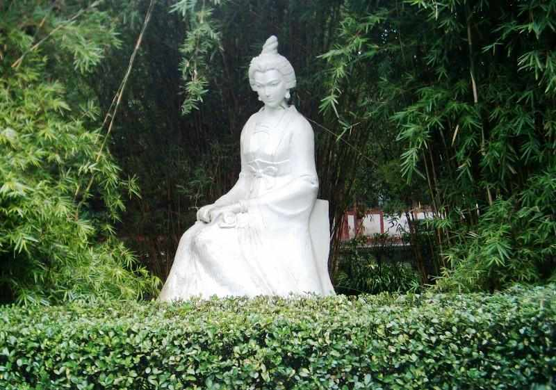 李月圆