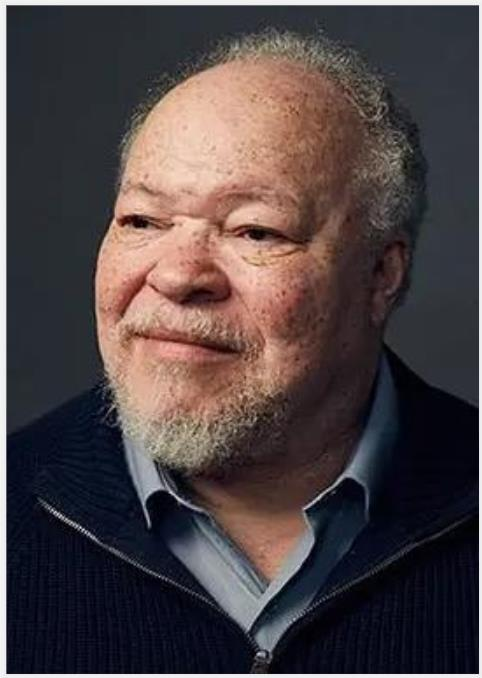 斯蒂芬·亨德森