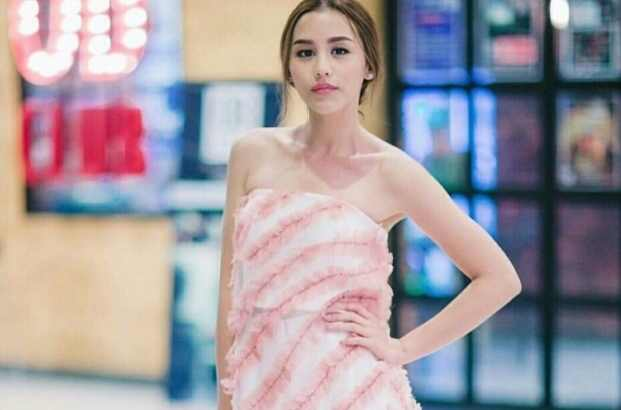 克莱尔·拉什布鲁克