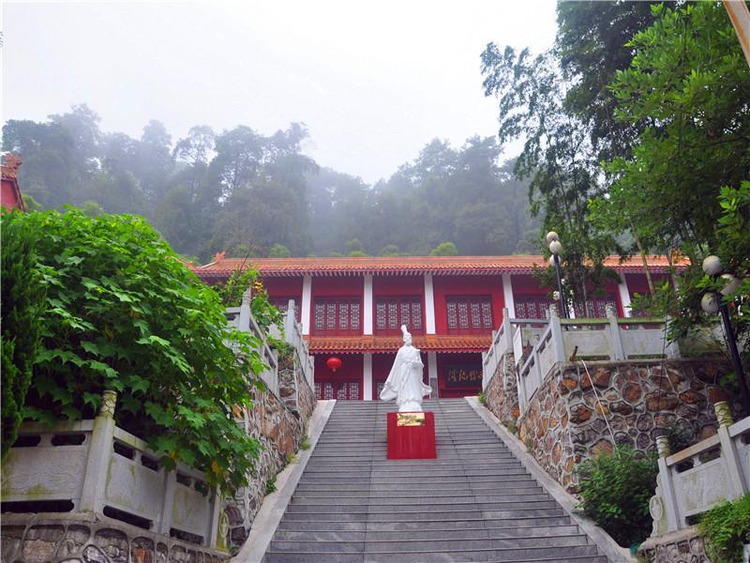 岳阳五尖山森林公园