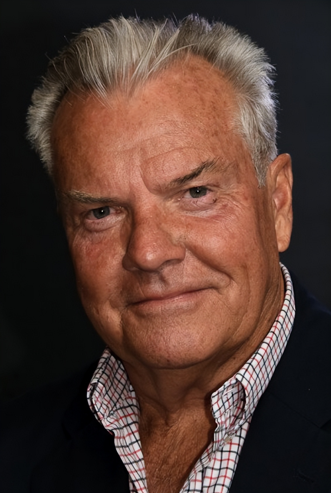 皮特·杰森(1944年7月22日生于美国好莱坞)是一位美国男演员和制片人