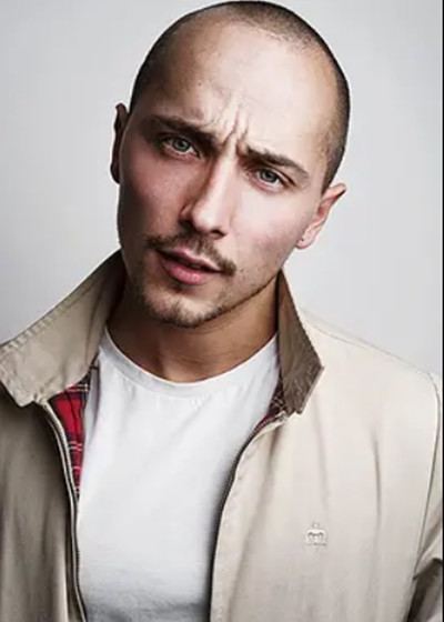 埃利奥特·沃伦