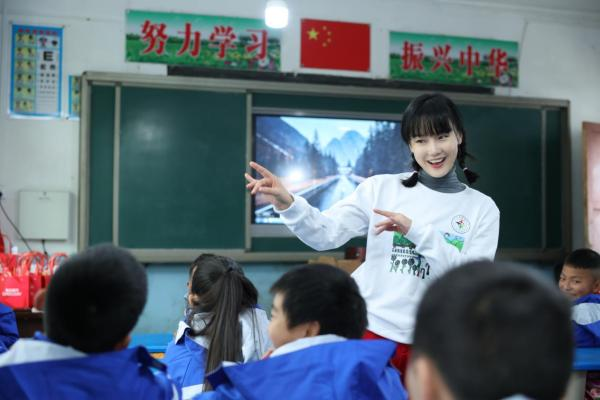 黄龄